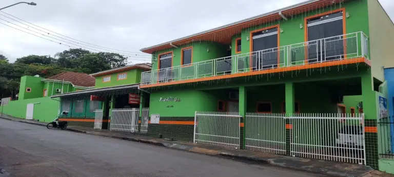 Fachada e Infraestrutura Externa